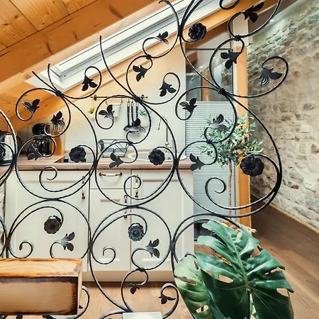Apartment Gorgeous Historic *