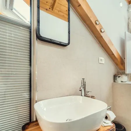 Gorgeous Historic Apartamento Split